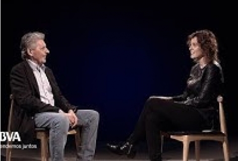 V. Completa: Las matemáticas del siglo XXI son pura creatividad. Keth Devlin, matemático