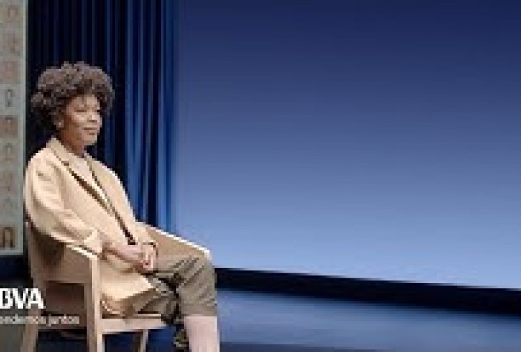 Imagen portada V. Completa. El mayor tesoro del ser humano es su diversidad. Angelica Dass, fotógrafa