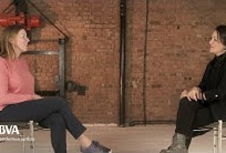 Imagen portada Versión Completa. Tu hijo y tú en la era digital. Elizabeth Kilbey, psicóloga y escritora.