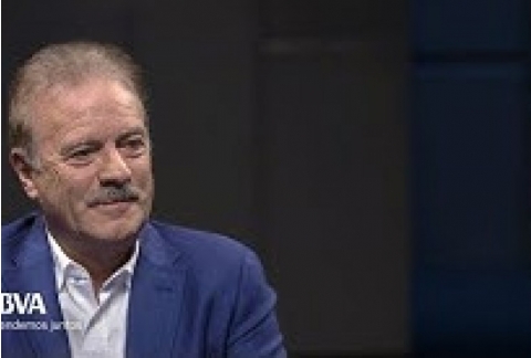 Todos necesitamos aprender a hablar en público. Manuel Campo Vidal, periodista