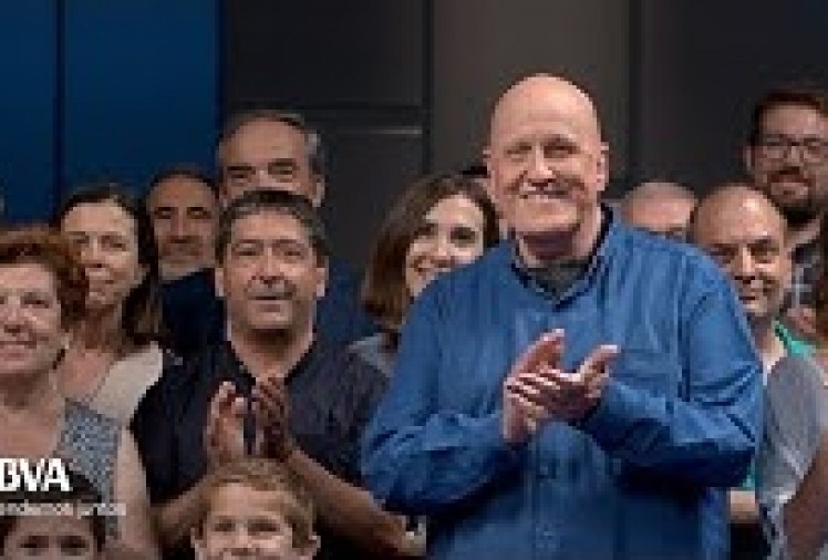 Imagen portada V. Completa. “El ajedrez es el mejor gimnasio para la mente”. Leontxo García