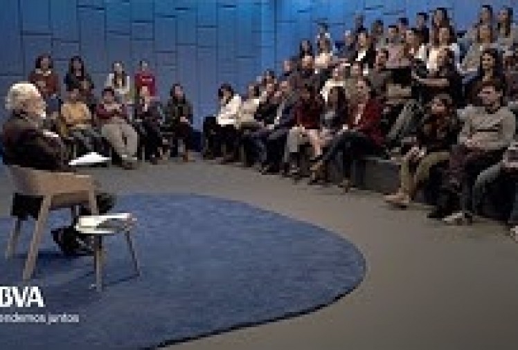 Imagen portada V. Completa. "Hay que cuidar el niño que fuimos y no perder esa mirada". Francesco Tonucci, pedagogo