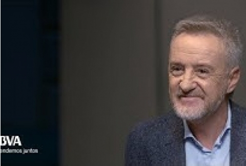 "El teatro nos enseña a ser más tolerantes". Carlos Hipólito, actor