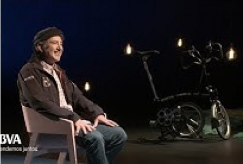 Biciclown: un viaje para descubrir la vida. Álvaro Neil, viajero