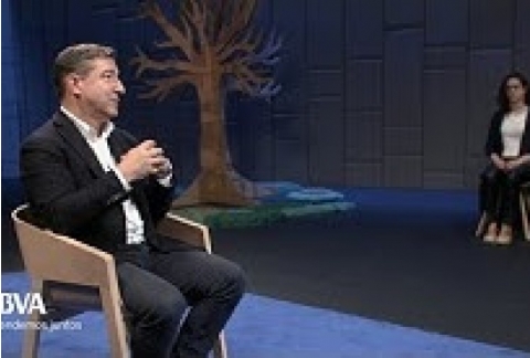 Versión completa. "Seguir aprendiendo mantiene viva la pasión para ser creativos". Joan Roca, chef