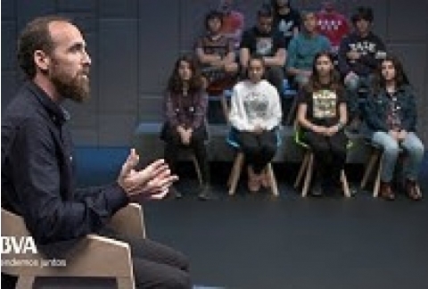 V. completa. “Las matemáticas nos hacen más libres y menos manipulables”. Eduardo Sáenz de Cabezón