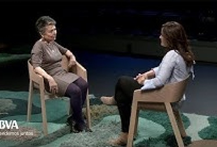 Imagen portada Versión Completa. "Es necesaria una asignatura de Educación por la Igualdad". Marina Subirats