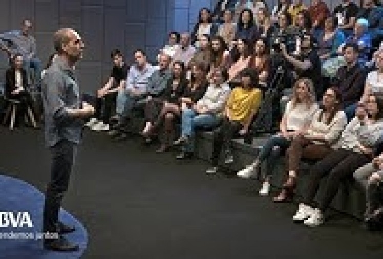 Imagen portada Versión Completa. “El Aprendizaje Servicio transforma la sociedad”. Juan de Vicente, profesor