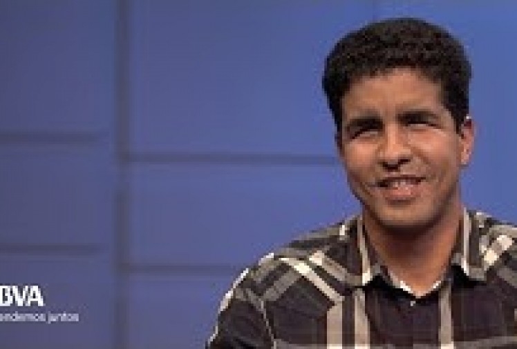 Imagen portada “Yo no creo en los sueños, hay que tener planes”, Enhamed Enhamed