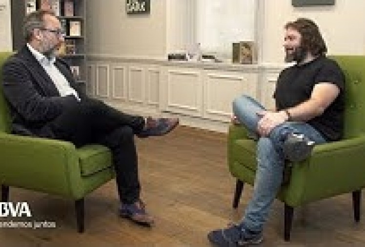 Imagen portada Versión completa. Jimmy Wales: "El aprendizaje informal es el gran cambio en la educación"