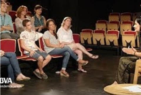 Versión completa:  “Las emociones no se aprenden por apuntes, hay que vivirlas”. Mar Romera, maestra
