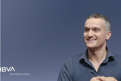 "Estamos corriendo por la vida, en vez de vivirla". Carl Honoré, escritor y periodista 19