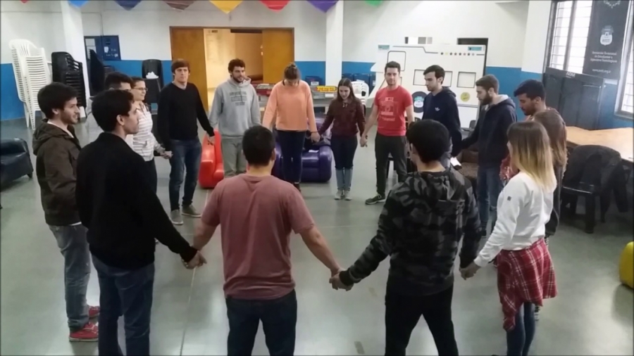 Imagen portada Dinámica Grupal: Comunicación y acción 46