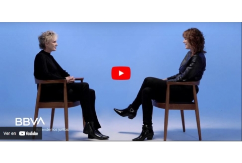 V. Completa. "Leer me abrió la puerta a las vidas de otros"