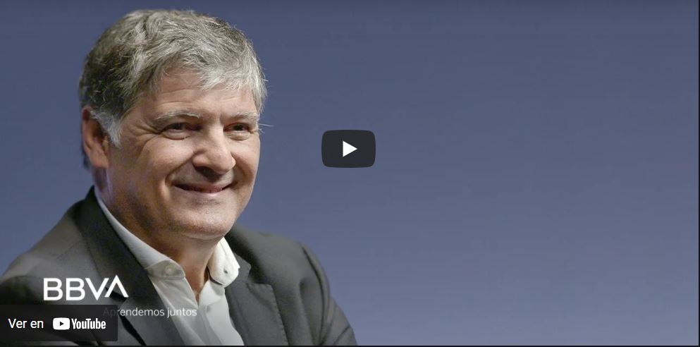 Imagen portada Nadie triunfa solo por su talento inicial