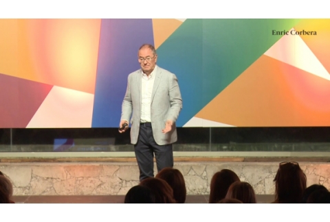 Nos comunicamos continuamente - Enric Corbera