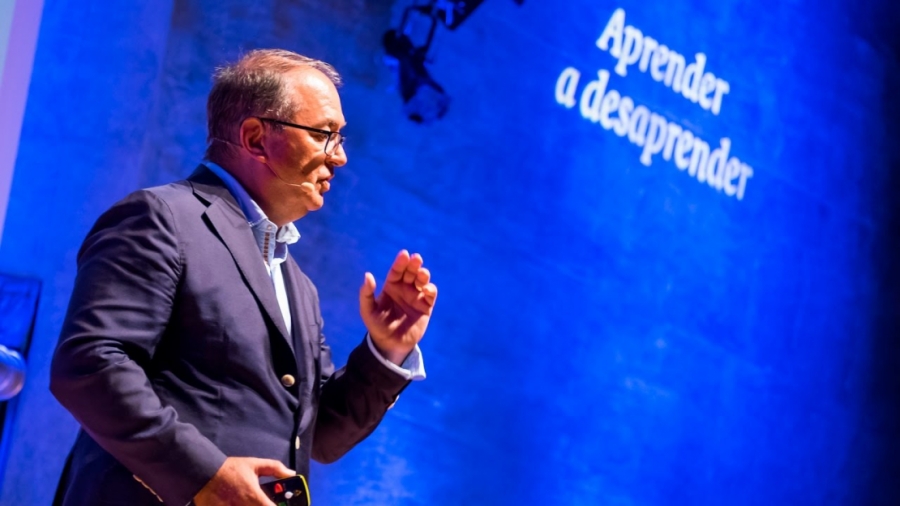 Imagen portada Cómo gestionar nuestras relaciones  Enric Corbera Institute