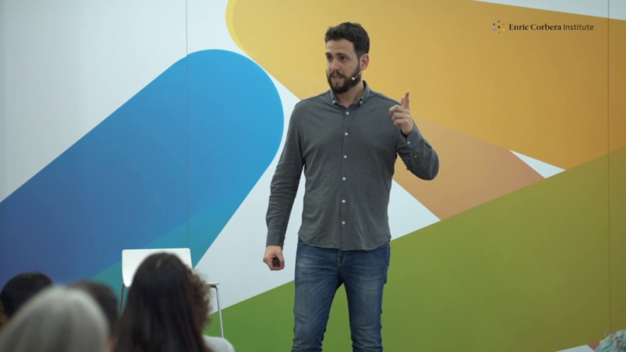 Imagen portada Víctor Villalobos: El camino hacia el ser - Enric Corbera Institute