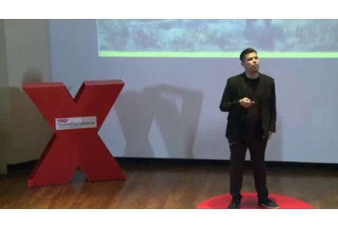 El mundo no necesita amor, necesita empatía | Yeyo Kamikaze | TEDxYouth@GarzaGarcía