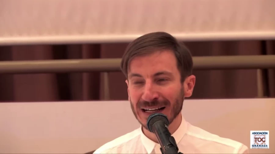 Imagen portada Damián Alcolea ¿Cómo salir del laberinto del TOC? Asociación TOC Granada.