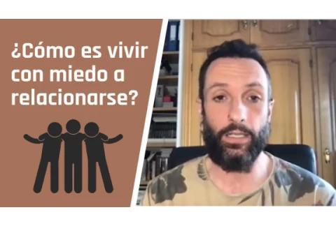 ¿Cómo es vivir con FOBIA SOCIAL? | "Se me hacía díficil hasta saludar a un amigo"