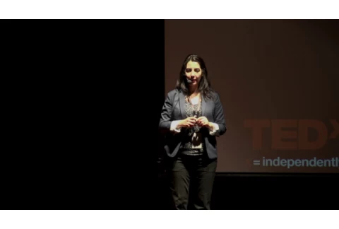 Sobreponerse a momentos dificiles | Mabel Zavala | TEDxClPedroRosalesDeLeon