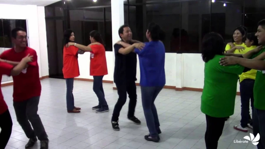 Imagen portada Dinámicas Grupales Zapátos en Venta - LIBÉRATE Líderes en Desarrollo Personal