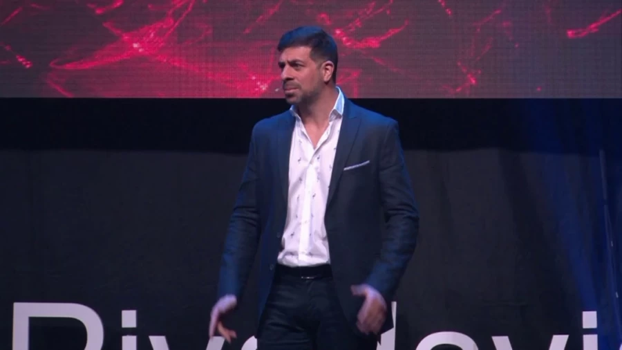 Imagen portada Dinero Emocional  | Martin Morandi | TEDxComodoroRivadavia