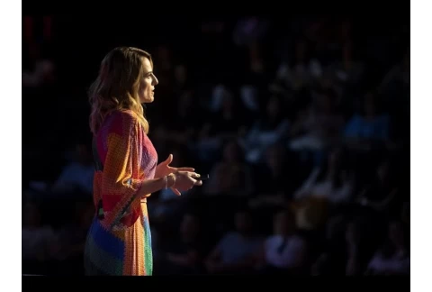 Rompamos con el tabú de hablar del suicidio | María De Quesada | TEDxValencia