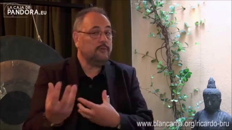 Imagen portada Hipnosis Regresiva, Regresión Hipnótica por Ricardo Bru. Método Flash Back