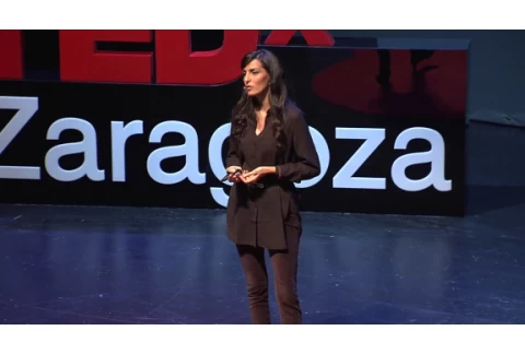 El poder de conocer tu propria identidad | Maysun Abu-Khdeir | TEDxZaragoza