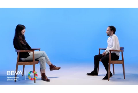 V. Completa. Cómo mejorar tu bienestar en las relaciones. Sara Kuburic, psicoterapeuta y escritora