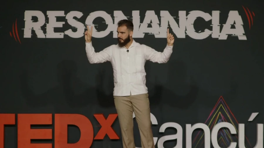 Imagen portada El deporte: un deber que salva tu vida | Óscar Eduardo Garza López Portillo | TEDxCancún